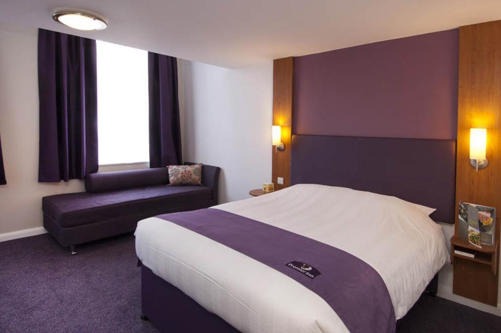 Premier Inn Dover East 客房 照片