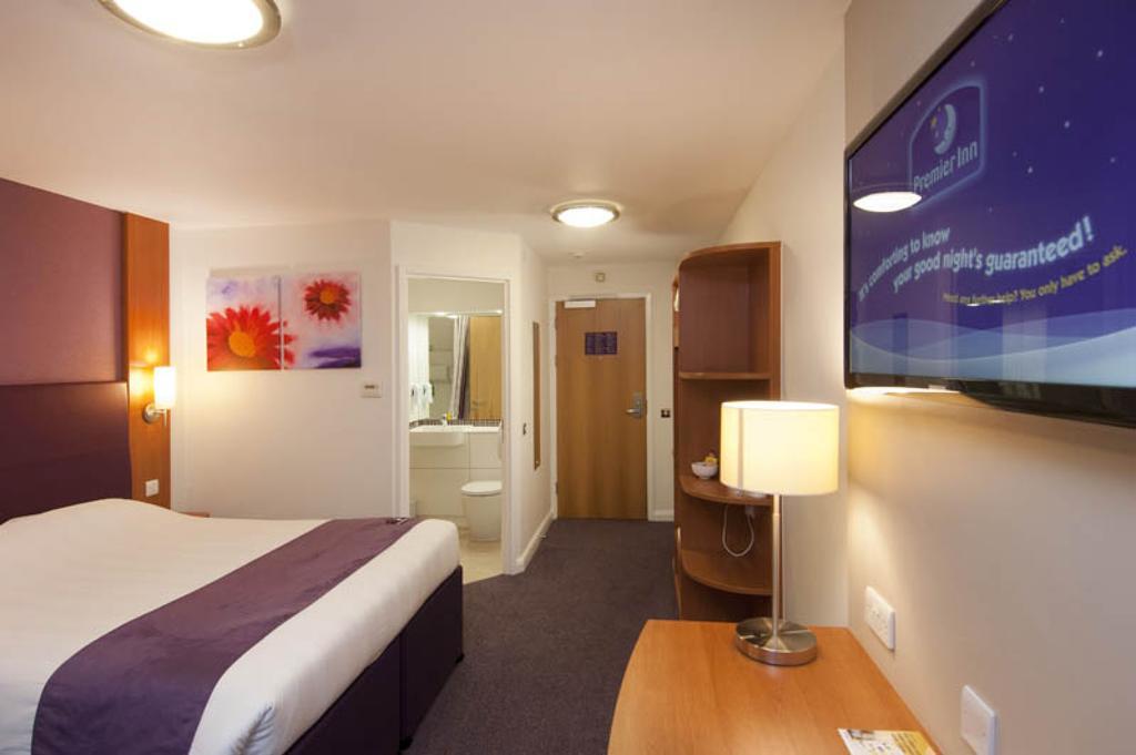 Premier Inn Dover East 外观 照片