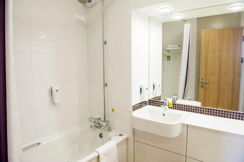 Premier Inn Dover East 外观 照片
