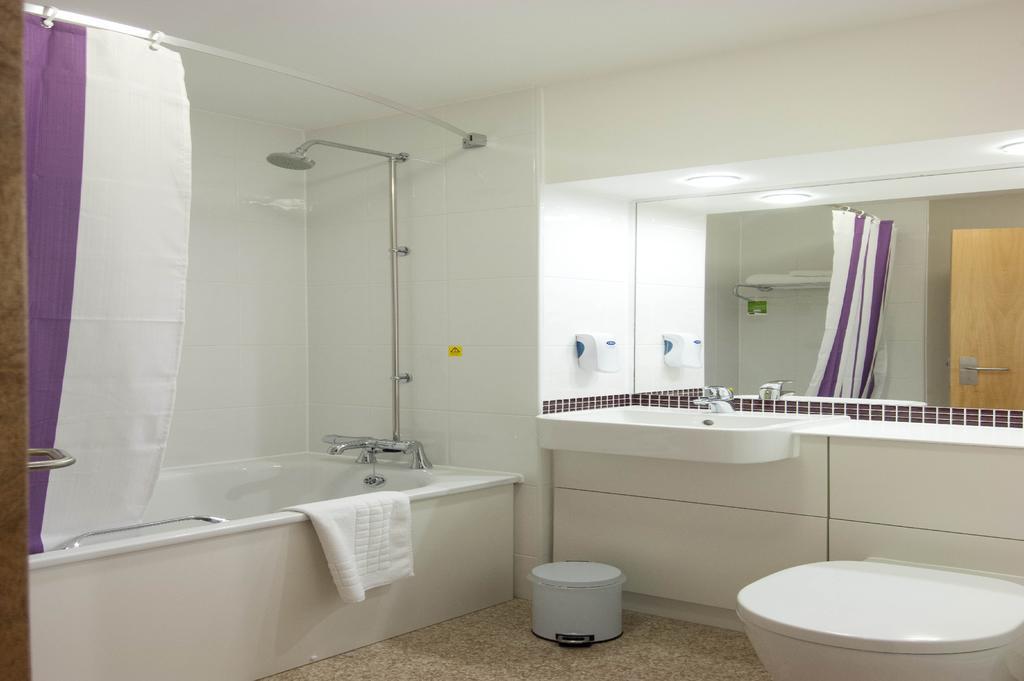 Premier Inn Dover East 外观 照片