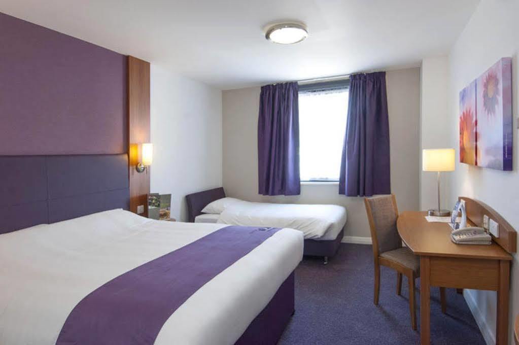 Premier Inn Dover East 外观 照片